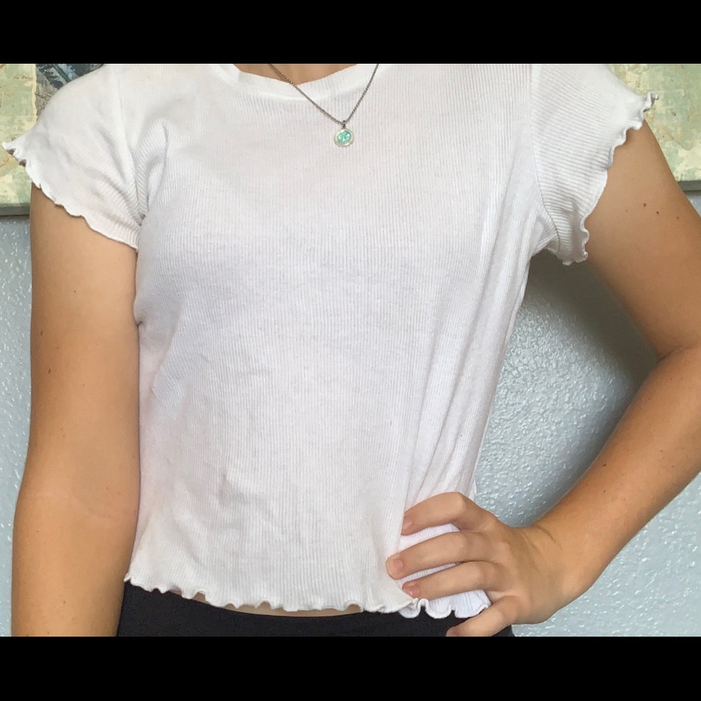 Brandy Melville top 💥 (3 for $25!!)